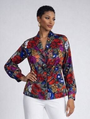 Martinique Floral Shawl Collar Pullover With Faux Button Font Gem Colors 8